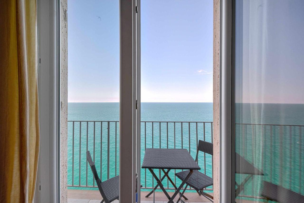 Amoredimare Casa Vacanze Полиньяно-а-Маре Экстерьер фото